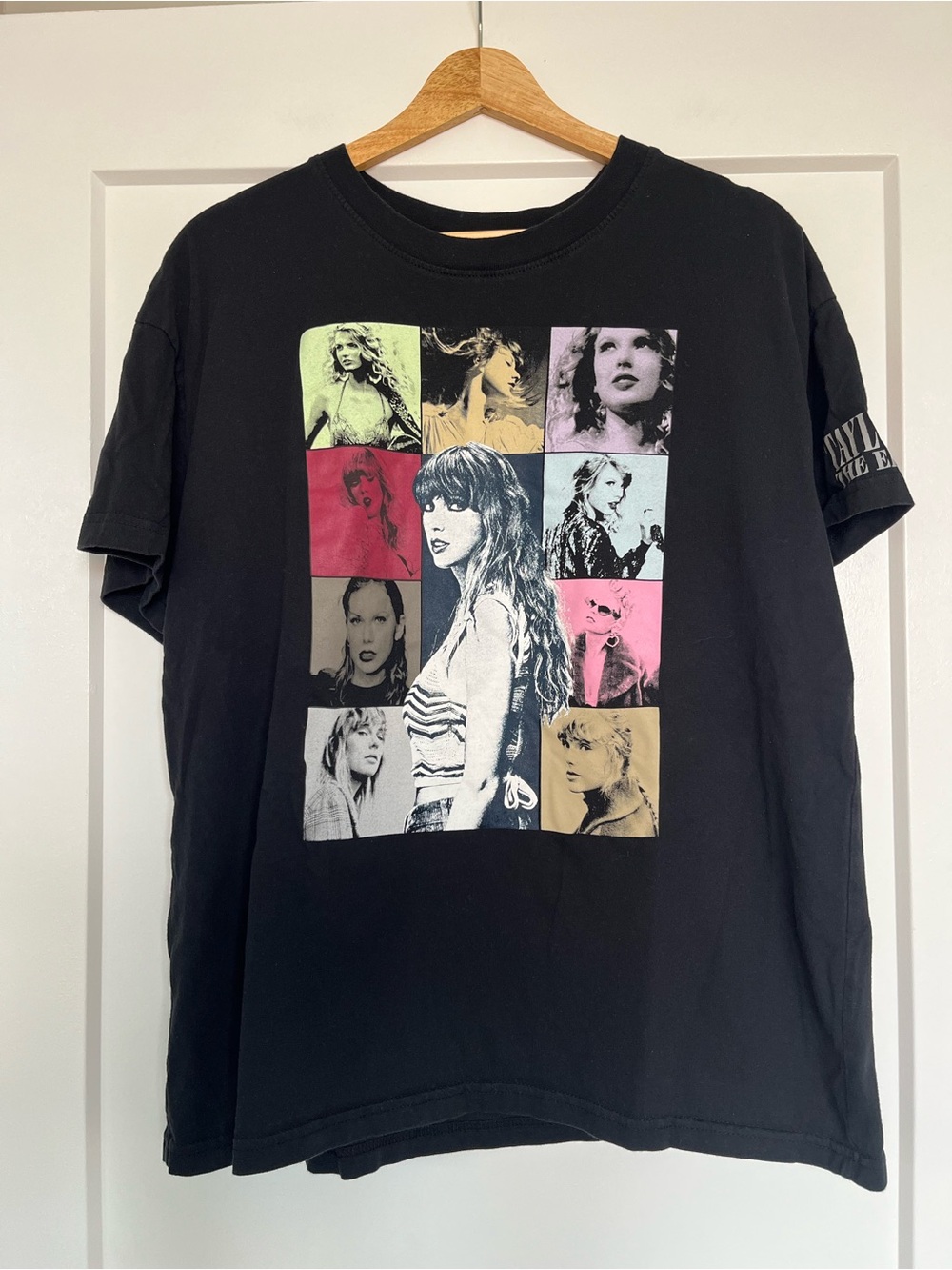Taylor Swift Eras Tour Black Graphic Tee Official Concert Shirt Unisex M/L